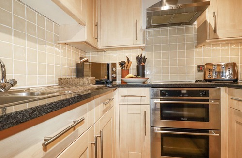 Newquay City Centre Cottage | FLAT 4, family friendly, character holiday cottage in Newquay