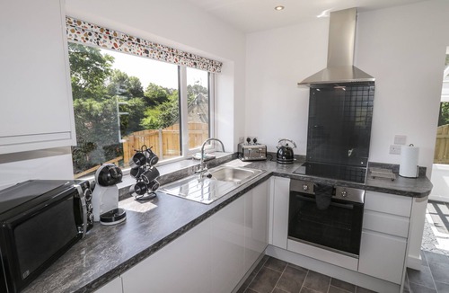 Loftus House | FOULSYKE FARM BUNGALOW, pet friendly, with a garden in Loftus