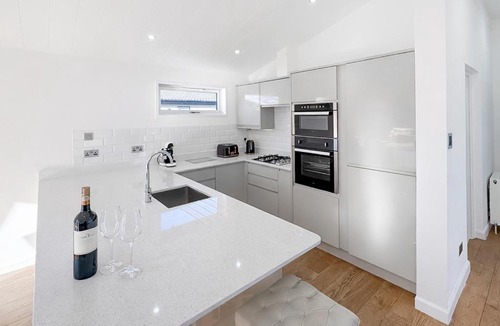 Westmarsh Resort | Foxhunter Park