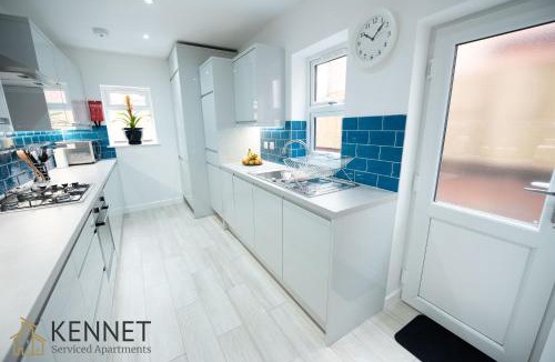 Reading House | Franklin Lodge