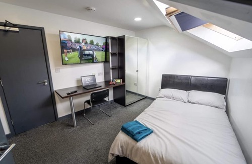 Selly Oak Apartment | Fully Serviced Studio Available Close to the City