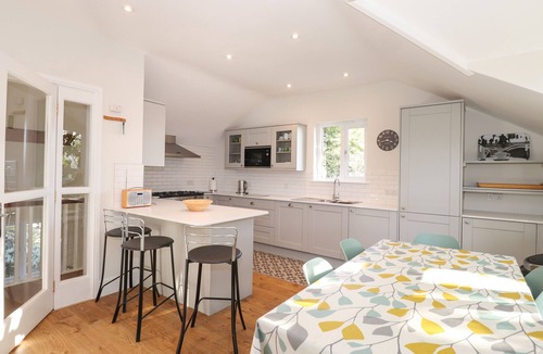 Ambleside Cottage | GARDEN HOUSE, family friendly, with open fire in Ambleside