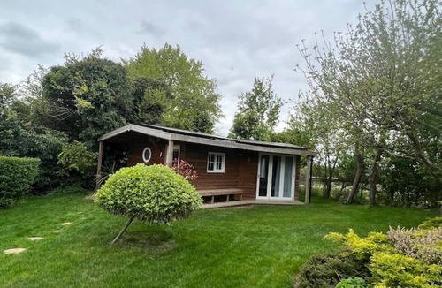 Great Milton Cabin | Garden Studio near Le Manoir aux Quat’Saisons Oxford 15min drive, A40, M40