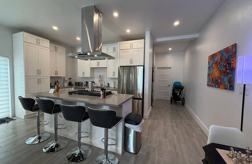 Downtown Nassau House | Gated Community Home Private Pool, Near Beach!