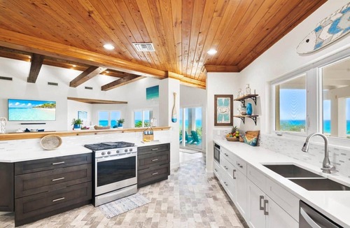 Farmer's Hill House | Gekko House Oceanfront Villa