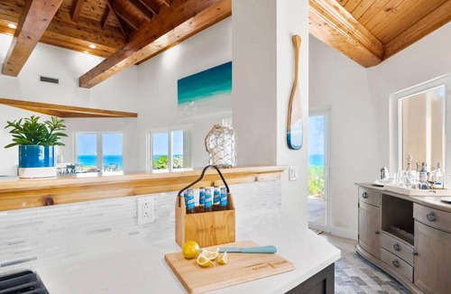 Farmer's Hill House | Gekko House Oceanfront Villa