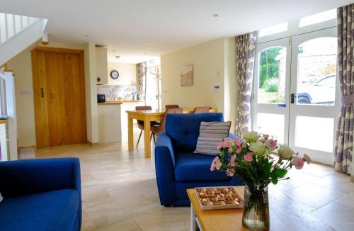 Pentrefelin House | Gelli Barn