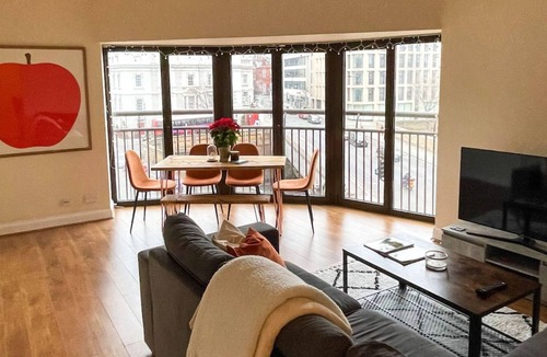 Farringdon Apartment | Gorgeous 1 Bedroom Apartment Next To Farringdon Station