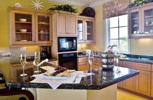Rokers Point Hotel | Grand Isle Family Beach Adventure: Stunning Ocean View, 2BR w/Living Area