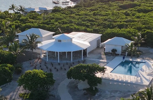 Great Guana Cay Villa | Great Guana Cay Abaco Bahamas Spacious 4-BR Home Perfect for Families, Friends