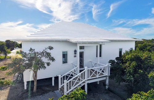 Great Guana Cay Villa | Great Guana Cay Abaco Bahamas Spacious 4-BR Home Perfect for Families, Friends