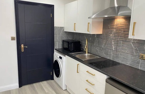 Hillingdon Apartment | Great Place in Northwood