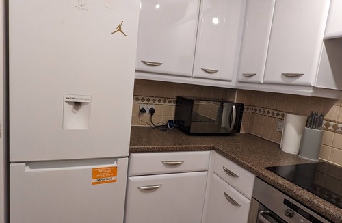 Little Hay House | Greatmindz Abode - 3 bedroom townhouse close to airport, NEC, train station