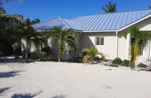 Port Howe Villa | Greenwood Estates - A prestigious neighborhood