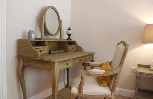 Cheltenham Apartment | Guest house close to station