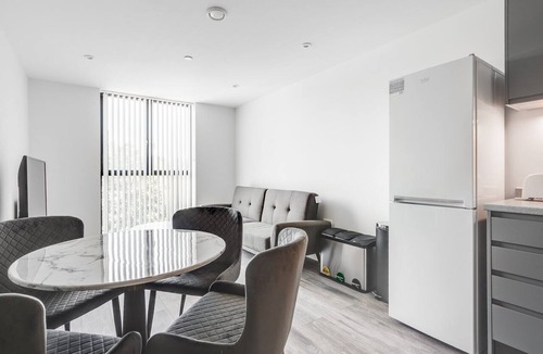 Liverpool City Centre Apartment | GuestReady - Hideaway in Vauxhall