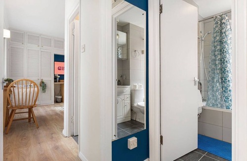 Lancaster Gate Apartment | GuestReady - Hyde Park Studio in Bayswater W2