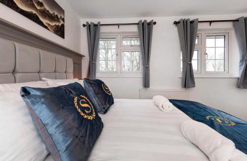 North End House | Guild Lodge 3 Bedrooms 3 Bathroom Home - Fast London Access