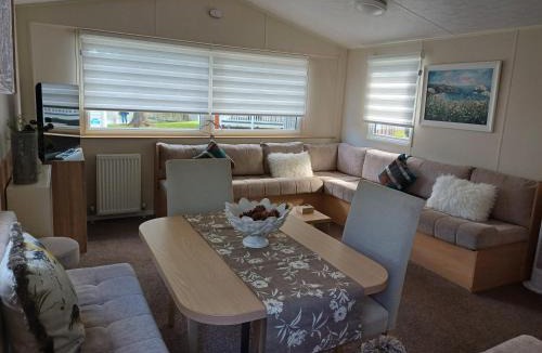 Berwick-upon-Tweed House | Haggerston Castle LAKEFIELD 12 - ENTERTAINMENT PASSES NOT INCLUDED