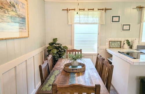 Kekaha House | Hale Mano Kia - Classic 3BR West Side Bungalow . TVNC# 5001