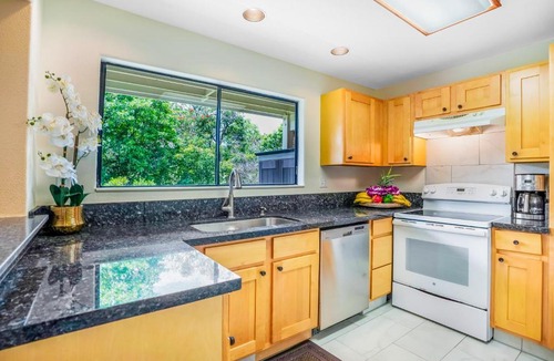 Princeville Apartment | Hale Moi #103