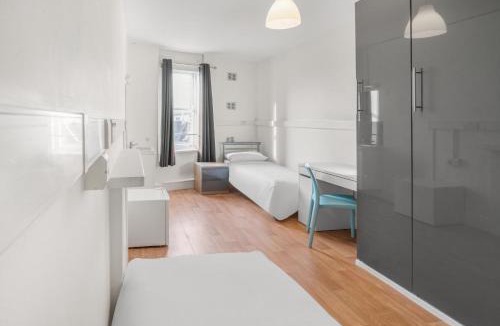 South Kensington Hostel | Halpin House (South Kensington)