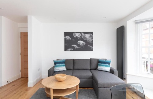 Eton Apartment | Hampden Apartments - The Louis