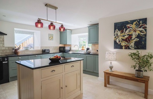 Pulham House | HARBINS FARM, pet friendly, luxury holiday cottage in Sherborne