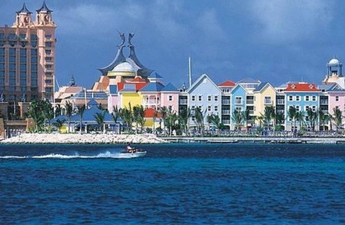 Paradise Island Villa | Harborside Atlantis Bahamas - Sleeps 4 Full Access to Atlantis Water Park