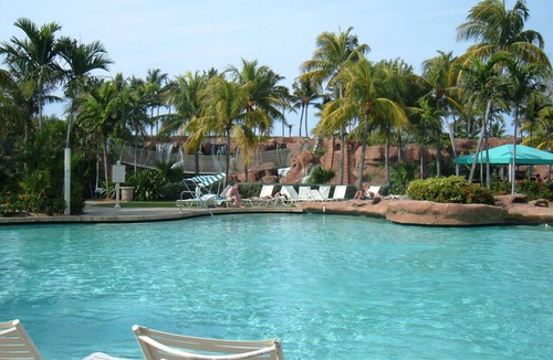 Paradise Island Villa | HARBORSIDE ATLANTIS - July 3, 2027 to July 10, 2027 - 2 BR Lock-off, Sleeps 8