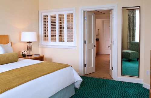 Paradise Island Apartment | Harborside Resort at Atlantis