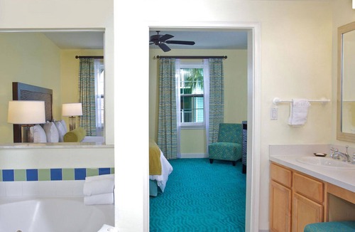 Paradise Island Resort | Harborside Resort Atlantis-2 Bedroom villa-Atlantis Wristbands Included