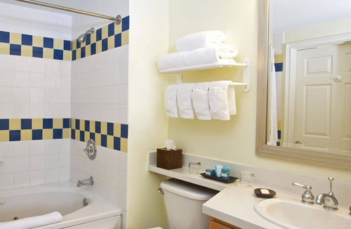 Paradise Island Resort | Harborside Resort Atlantis-2 Bedroom villa-Atlantis Wristbands Included