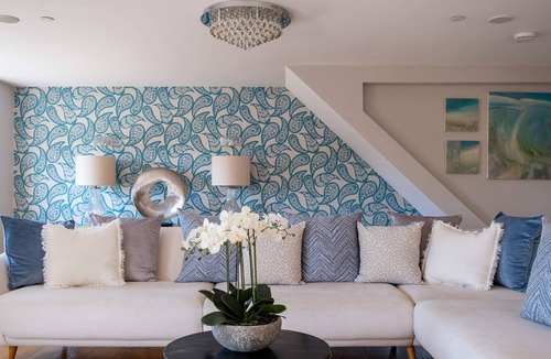 Boldre Cottage | Harbour View - sleeps 8 guests in 4 bedrooms