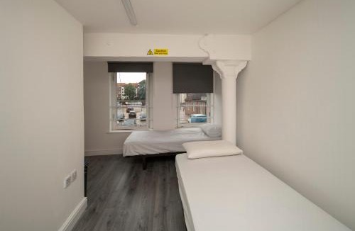 Bristol Floating Harbour Hostel | Harbourside Hostel Bristol