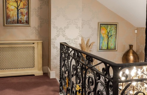 Sandleheath Cottage | Harefield House, 4 bedroom, 4 bathroom, parking, patio, gardens