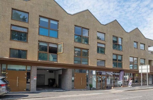 Bushey Apartment | Harry Potter | Garden Flat | Free Parking | 2 Bed