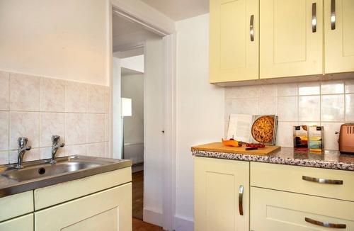 Portwrinkle Cottage | Hawkins - A Coastal Cottage with Hot Tub & Stunning Views