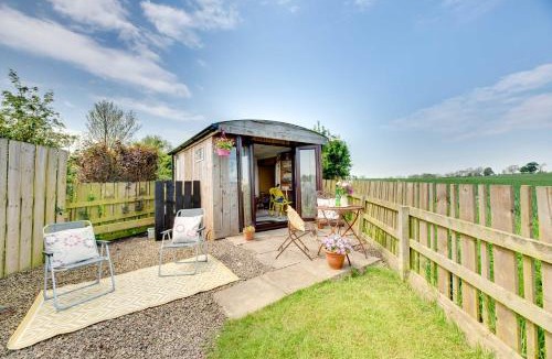 Berwick-upon-Tweed Cabin | Hetton Law Shepherds Hut, Northumberland
