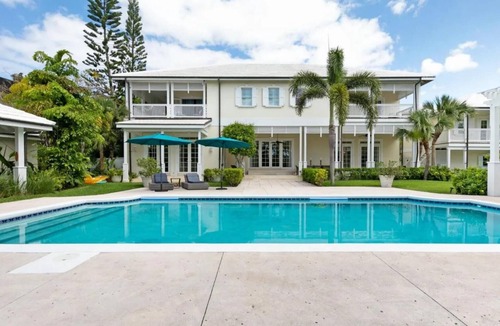 Lyford Cay Villa | Hidden gem in gated community of Islands Old Fort Bay