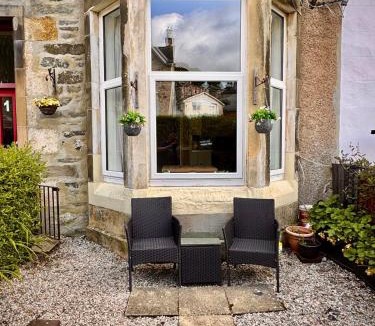 Port Bannatyne Apartment | Hide-a-While