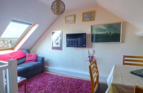 West Cliff Apartment | High Ridge