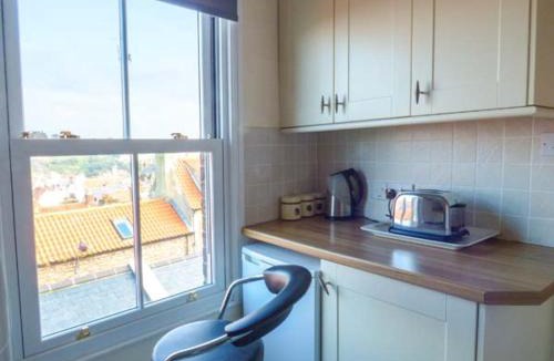 West Cliff Apartment | High Ridge