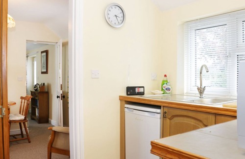 High Ercall House | HIGHBURY COTTAGE, with a garden in Shrewsbury