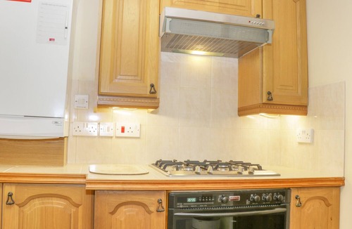 High Ercall House | HIGHBURY COTTAGE, with a garden in Shrewsbury