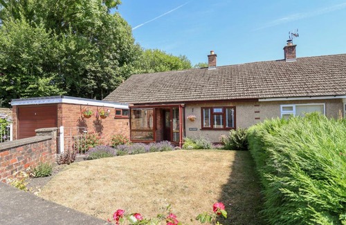 Cefn-mawr House | Hillcrest