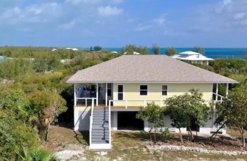Green Turtle Cay House | Hilltop House GTC Exceptional views of Cocoa Bay and Atlantic Ocean