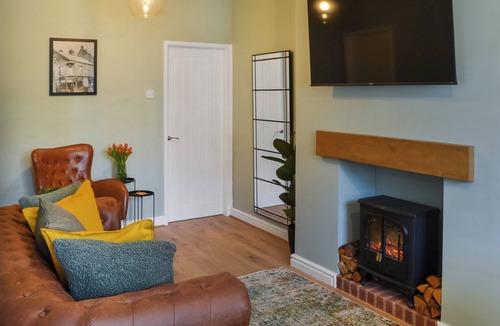 Woodhorn Cottage | Hogarth Apartment by the Sea-UK46447