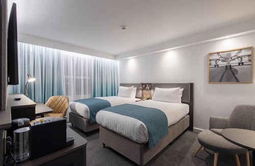 Wrington Hotel | Holiday Inn Bristol Airport by IHG
