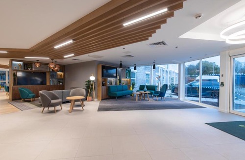 Wrington Hotel | Holiday Inn Bristol Airport by IHG